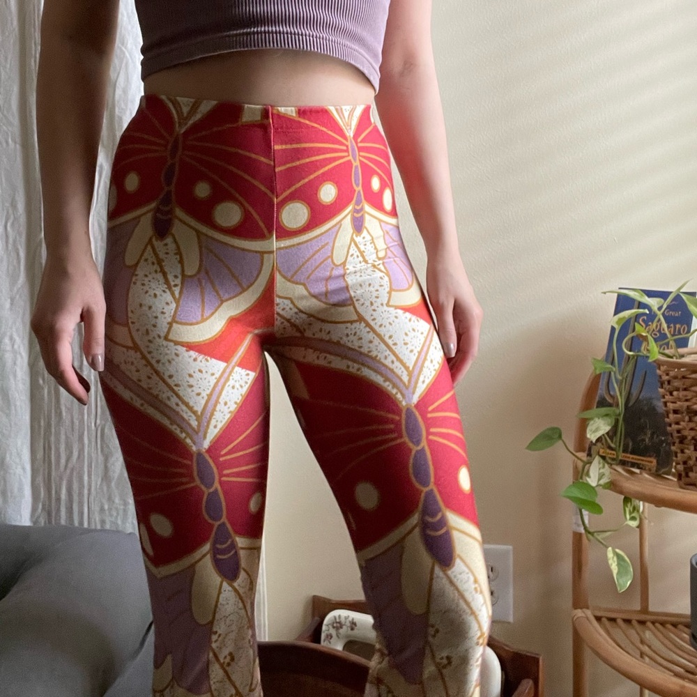 Butterfly stretch flare pants